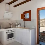 Folegandros Moniasma Serenity - Livadaki Sunny Gem * Áno Meriá