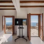 Tatil Evi Folegandros Moniasma Serenity - Livadaki Sunny Gem Áno Meriá