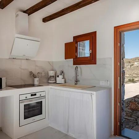 Folegandros Moniasma Serenity - Livadaki Sunny Gem * Áno Meriá